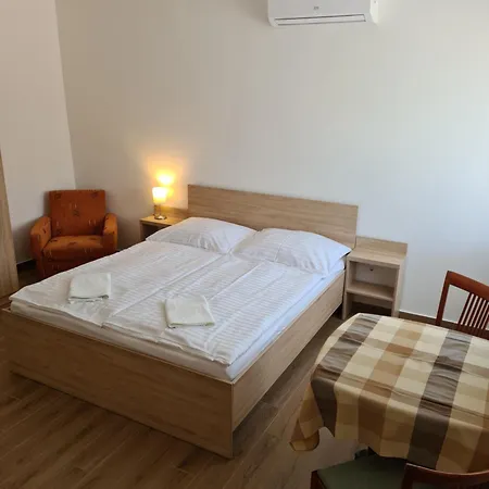 Tancsics Vendeghaz Pensjonat