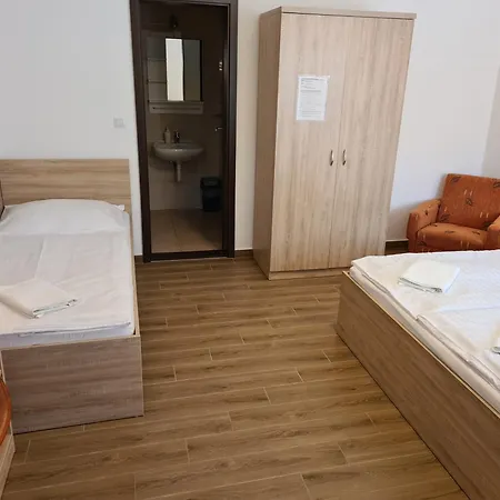 Tancsics Vendeghaz Guest house Siofok