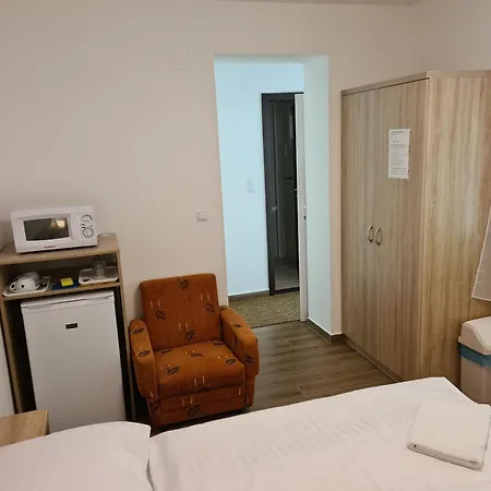 Pensjonat Tancsics Vendeghaz Siófok